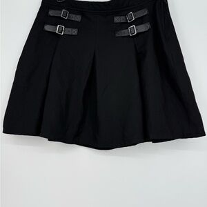 Hot Topic Grunge Black Buckle Detail Women's Skirt size large